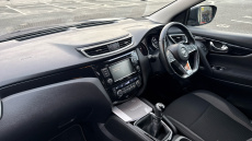 Nissan Qashqai 1.3 DiG-T Acenta Premium 5dr Petrol Hatchback